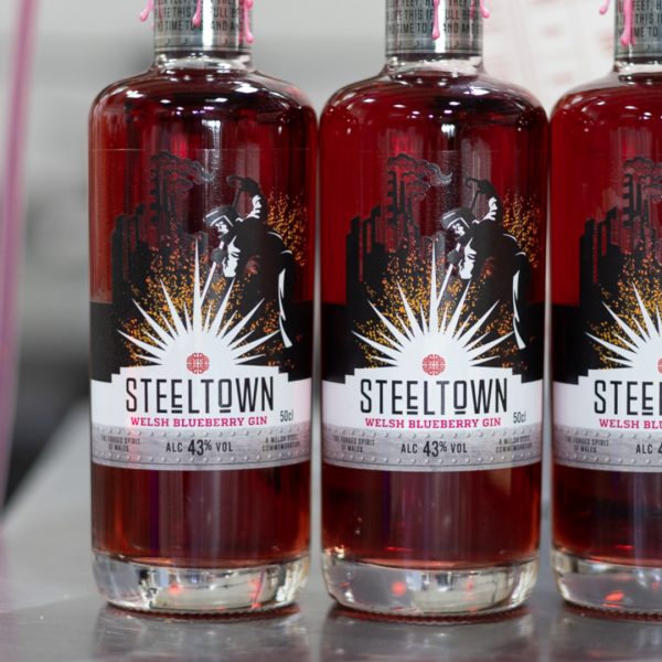 Spirit of Wales Distillery - Steeltown Blueberry Welsh Gin 1 Spirit of Wales Distillery - Steeltown Blueberry Welsh Gin 1