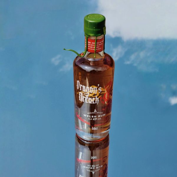 Spirit of Wales - Welsh Rum - Dragons Breath summer Spirit of Wales - Welsh Rum - Dragons Breath summer