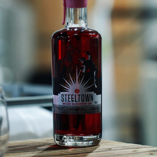 Spirit of Wales_ Steeltown_Blueberry Welsh Gin Spirit of Wales_ Steeltown_Blueberry Welsh Gin