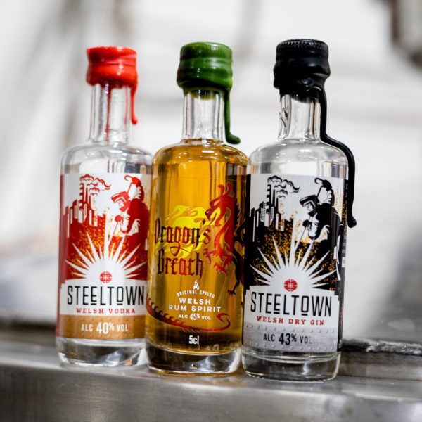 Spirit of Wales Distillery - Festive Trio Mini (2) Spirit of Wales Distillery - Festive Trio Mini (2)